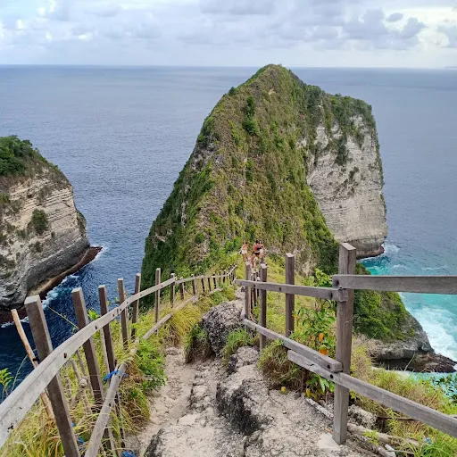 Nusa Penida Taxi Driver 2