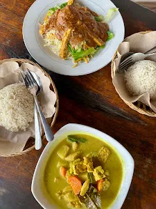 Warung Tu Pande 2
