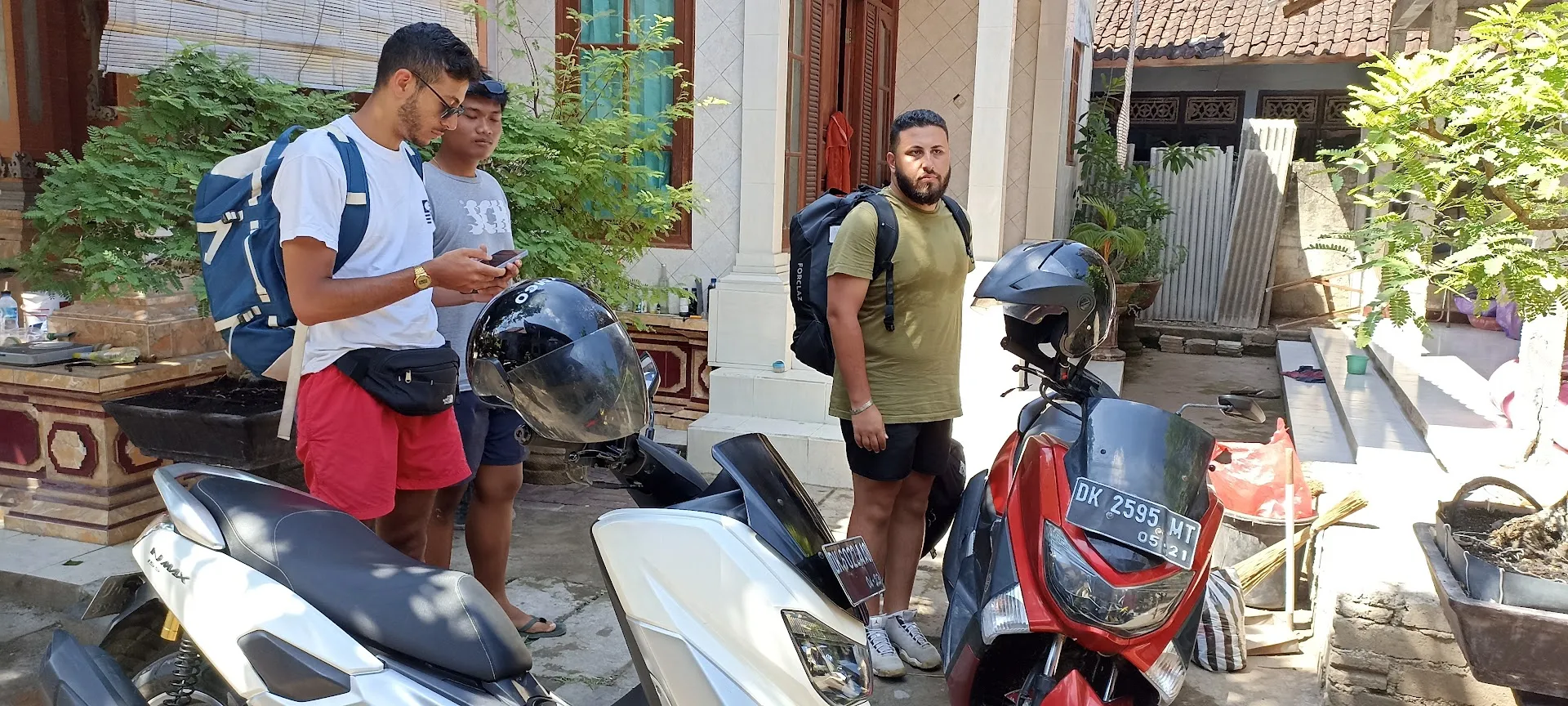 Rental car, scooter and tour 3