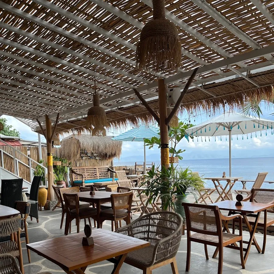 Tabo Kitchen Beach Bar & Restaurant 1