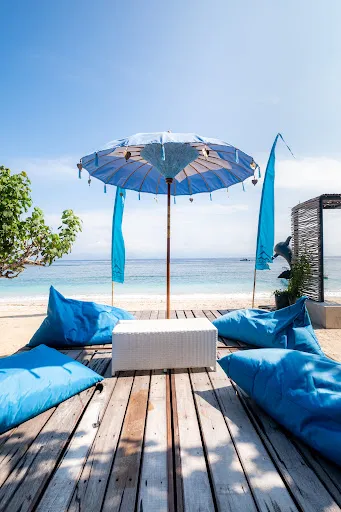Blue Harbor Beachfront Villas & Resto 2