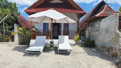 Blue Harbor Beachfront Villas & Resto 4