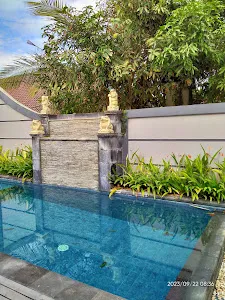 Bamboo Bungalow 3