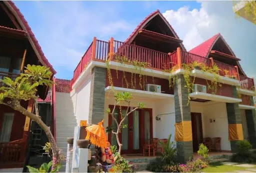 Ayu Laba Villa and Resto 4