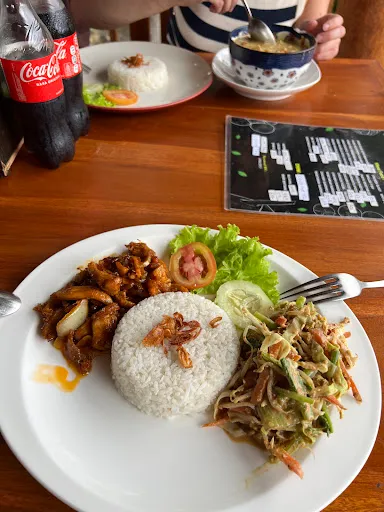 Indah Resto And Bar 3