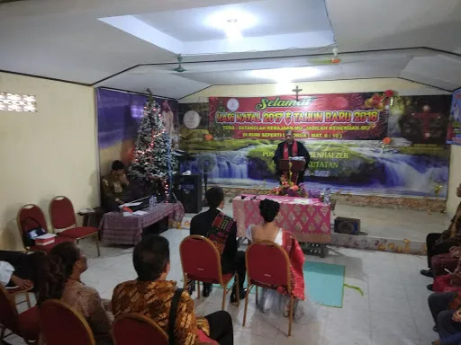 Pasar Umum Pekutatan 1