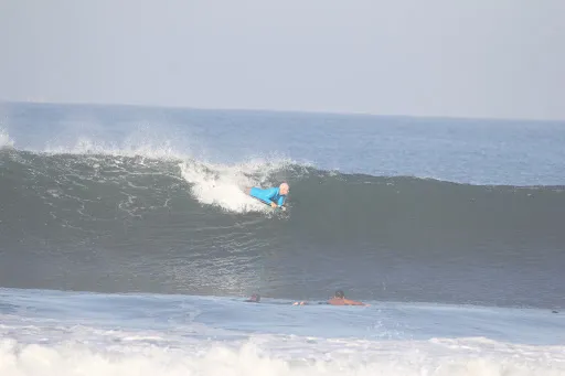 Kirra's Beach House 3