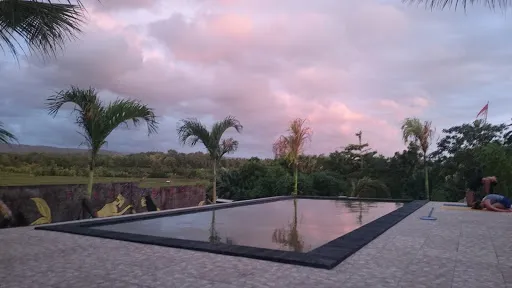 Pink Barrel Bali - Surf And Stay Medewi 3