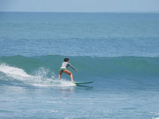 Medewi lesson | THANA SURFING 1