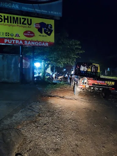 Warung Makan Putri Kembar 4