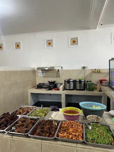Rumah makan Arema Barokah 2 4