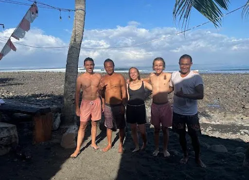 Medewi Ombak|private surf lesson| 4