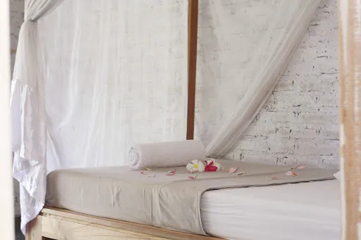 Jungle House - Surf & Stay 2