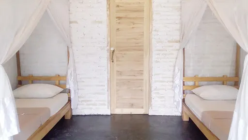 Jungle House - Surf & Stay 4