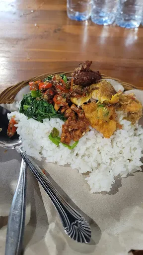 Warung Nasi Nunas Wangi 3