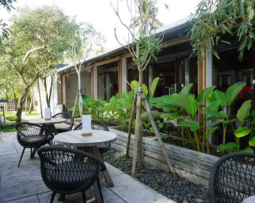 KOKOS Kitchen & Bar 1