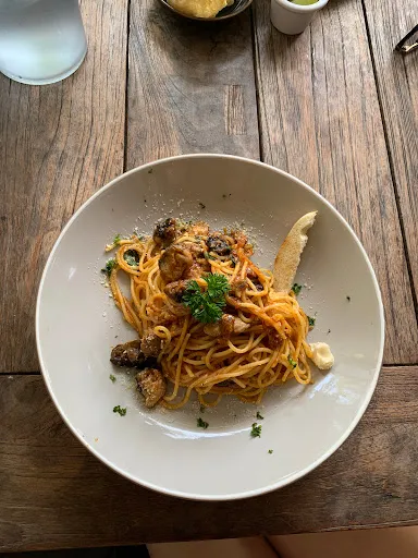 KOKOS Kitchen & Bar 4