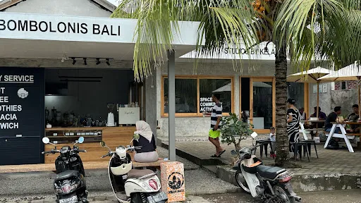 Bombolonis Bali 4
