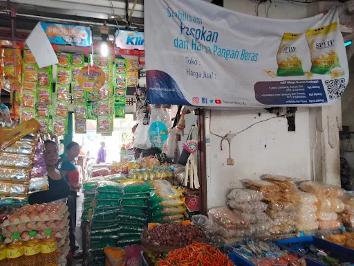 Pasar Tegal Cangkring 2