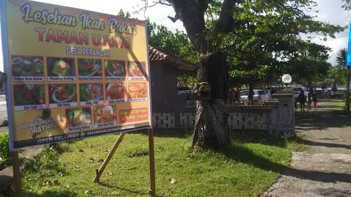 Lesehan Taman Ujung Perancak 3
