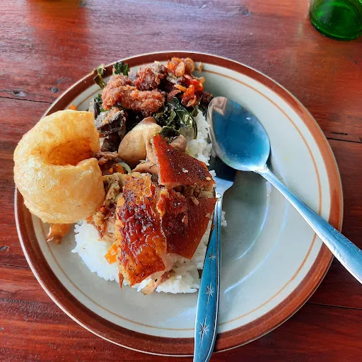 Warung Babi Guling Men Loti 2