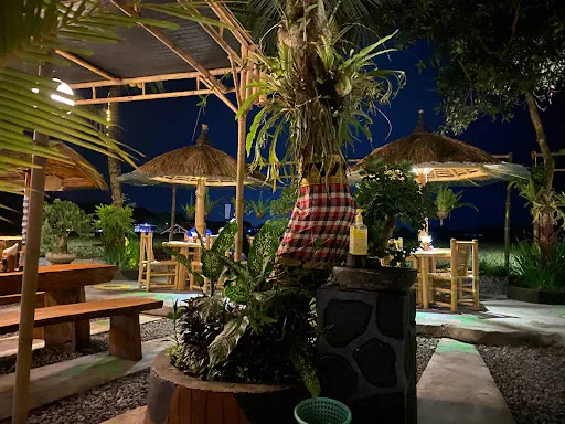 Warung senja batas kota 3