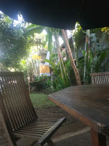 Hotel Niko Dewata Tegal Cangkring 3