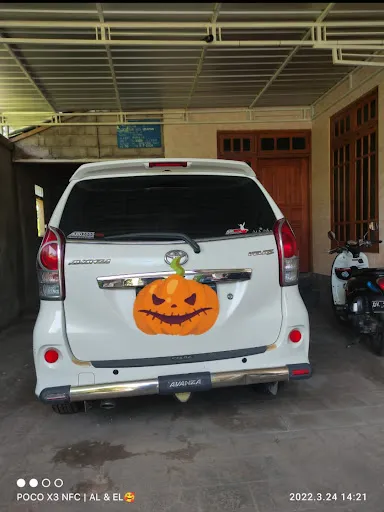 Rent Car Negara, Jembrana (DRON) 1