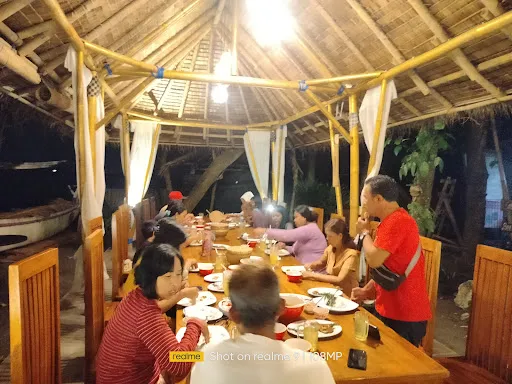 Warung Ikan Bakar Kurma Asih (Seafood) 1