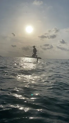Efoil school Bali – Fly board — Electric surfing 1