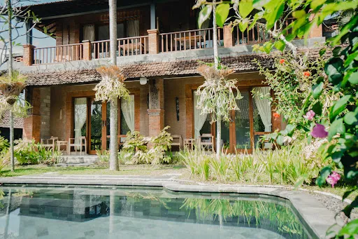 Griya Bramasa Guest House and Galeri 3