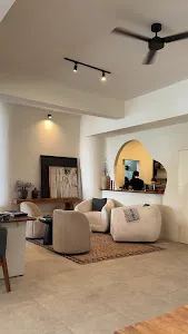 Sounds of Sun - Nail & Hair Canggu Salon 3