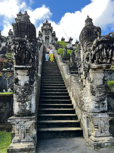 Secret Happiness Cartel 4