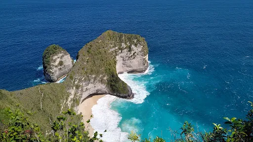Ribka Tour & Travel 1